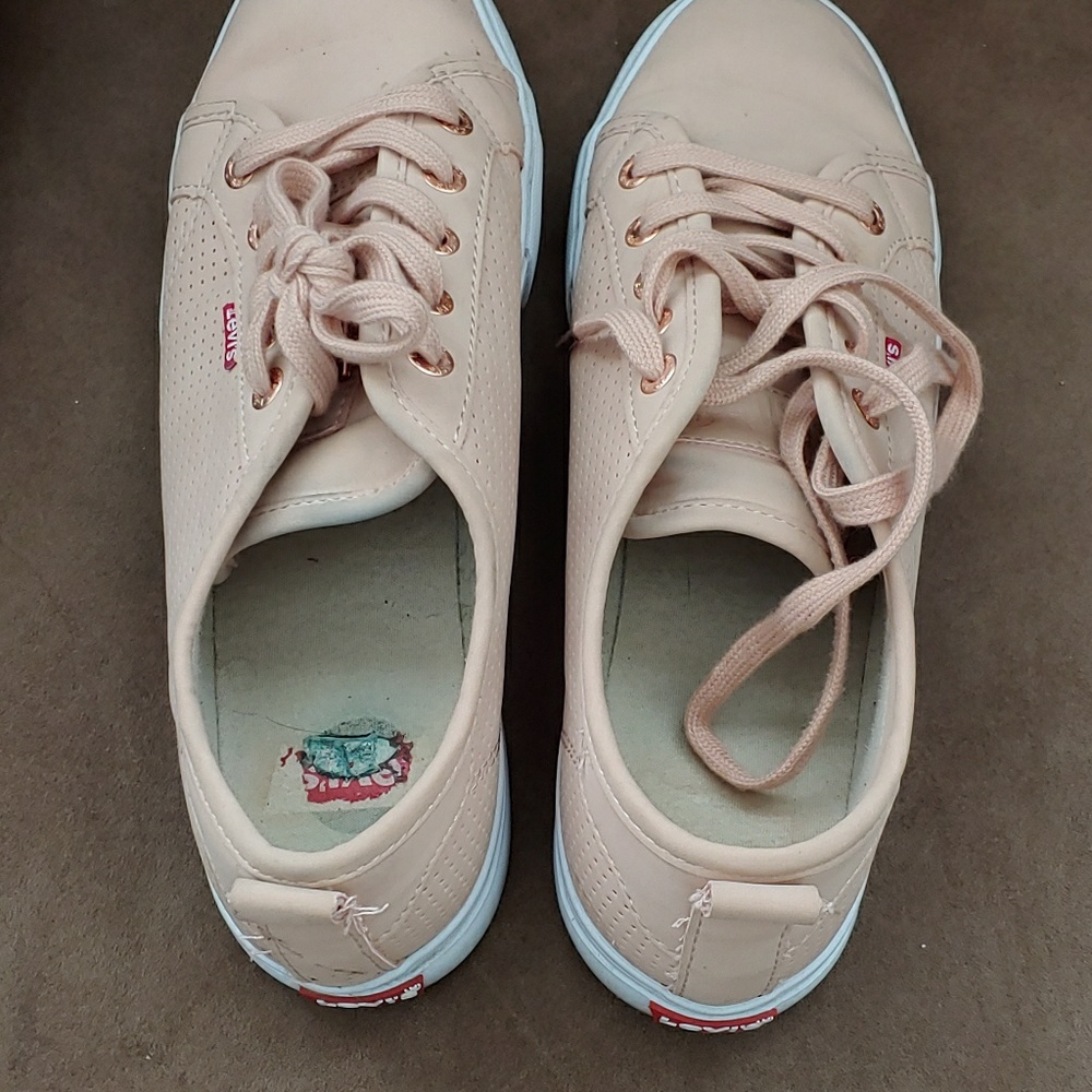 Shoes pink Levis